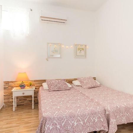 Habitacion Doble En Villa มาลากา ภายนอก รูปภาพ