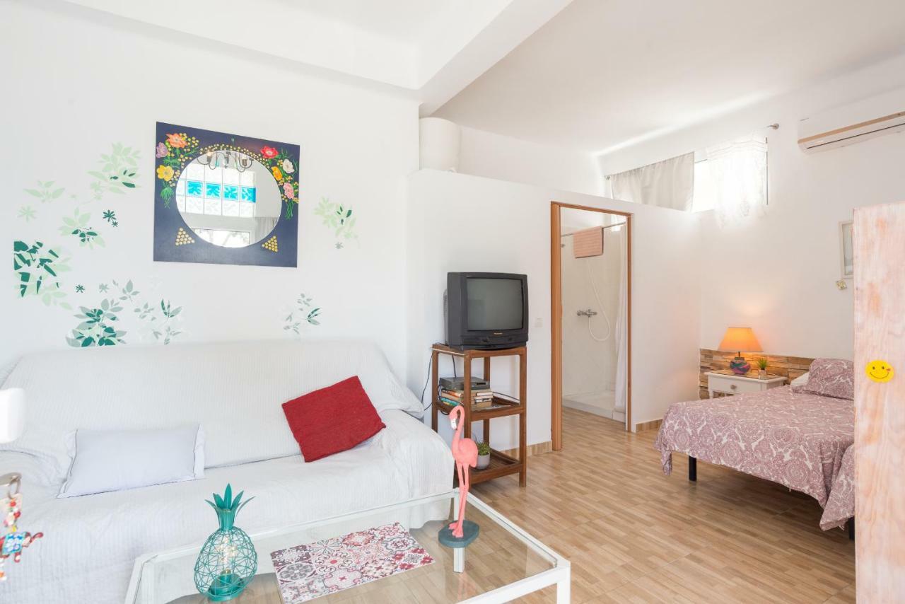Habitacion Doble En Villa มาลากา ภายนอก รูปภาพ